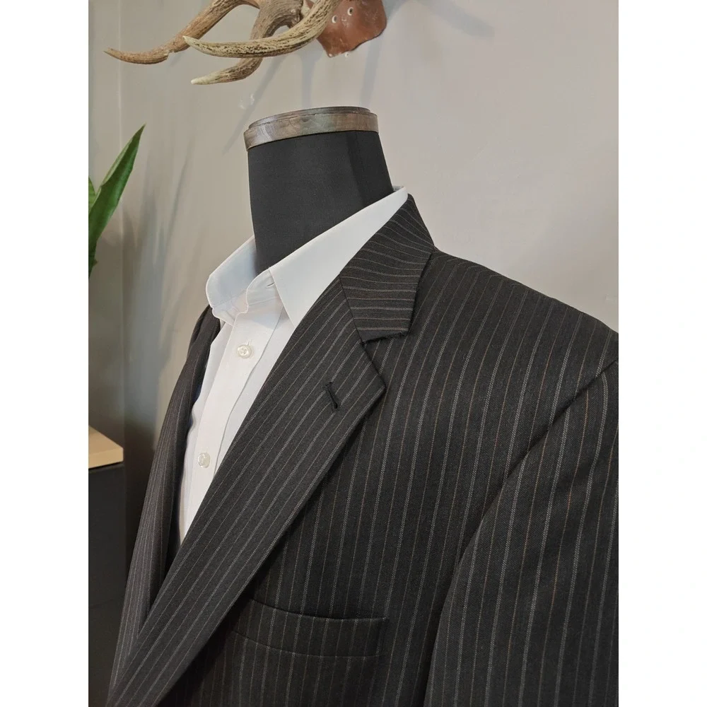 Jos A Bank Mens Wool Sports Coat 46R Charcoal Brown Stripe 2 Button W605